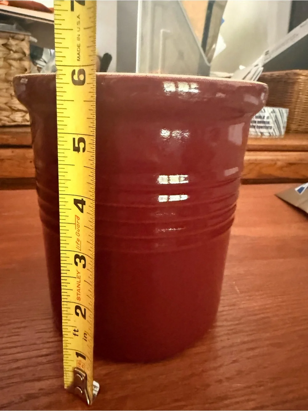 Pampered Chef Family Heritage Burgundy Stoneware Crock